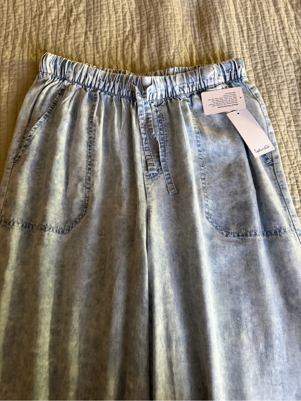 SPLENDID Angie Light Stone Wash Wide-Leg Drawstring Pant with Tie XS NWT’s - Picture 4 of 15